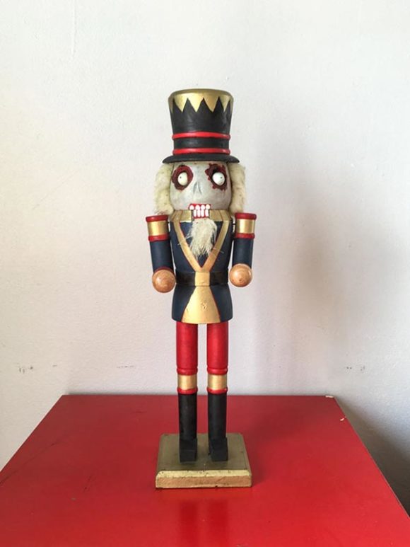 Zombie Nutcracker Tutorial (Craft DIY)